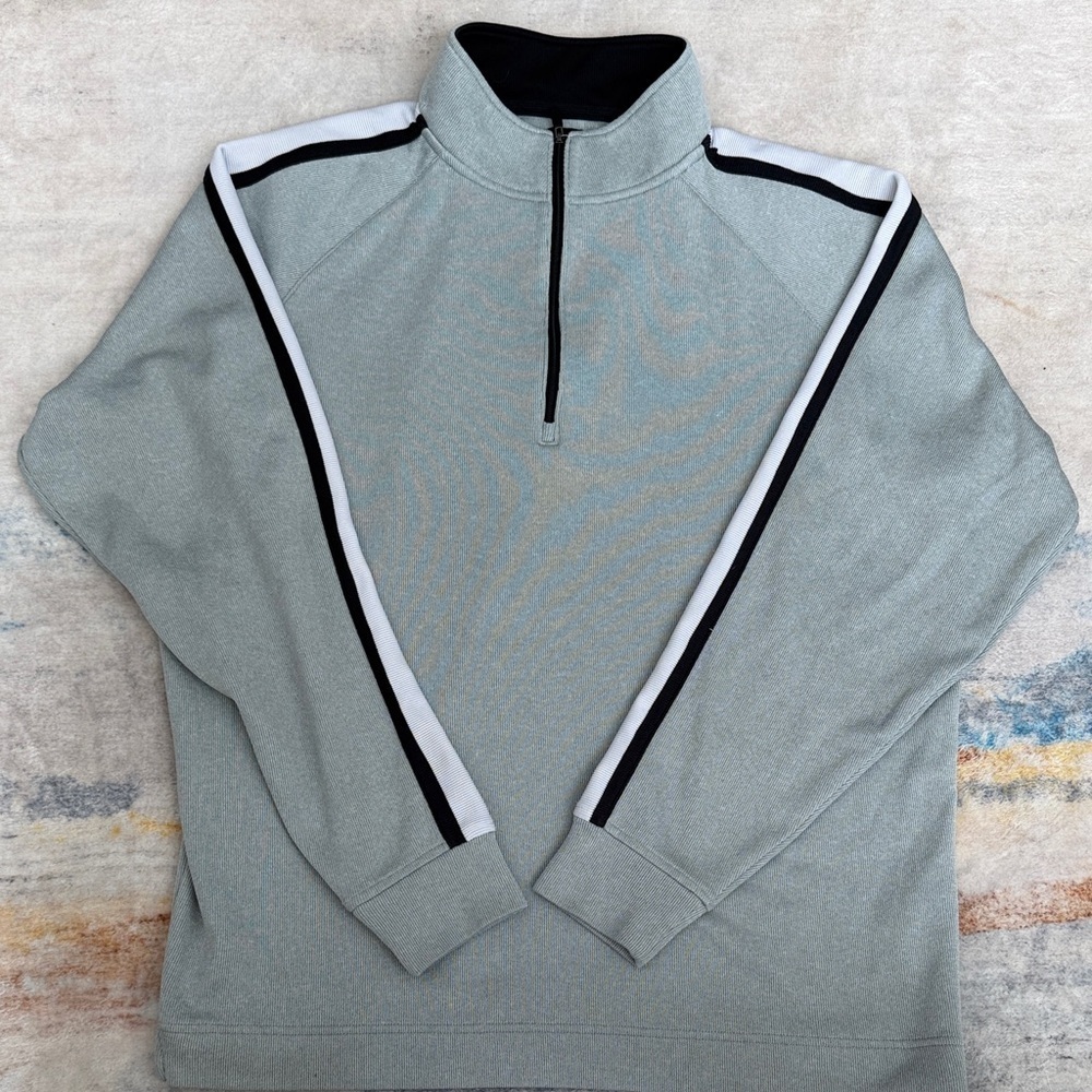 (153)FootJoy Men's Gray Zip-Up Sweater with Black and White Stripes